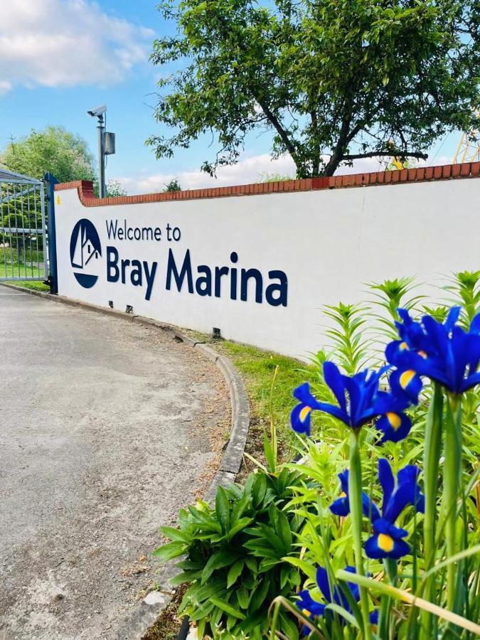 Hotel Buoyant Breaks Bray Exterior foto